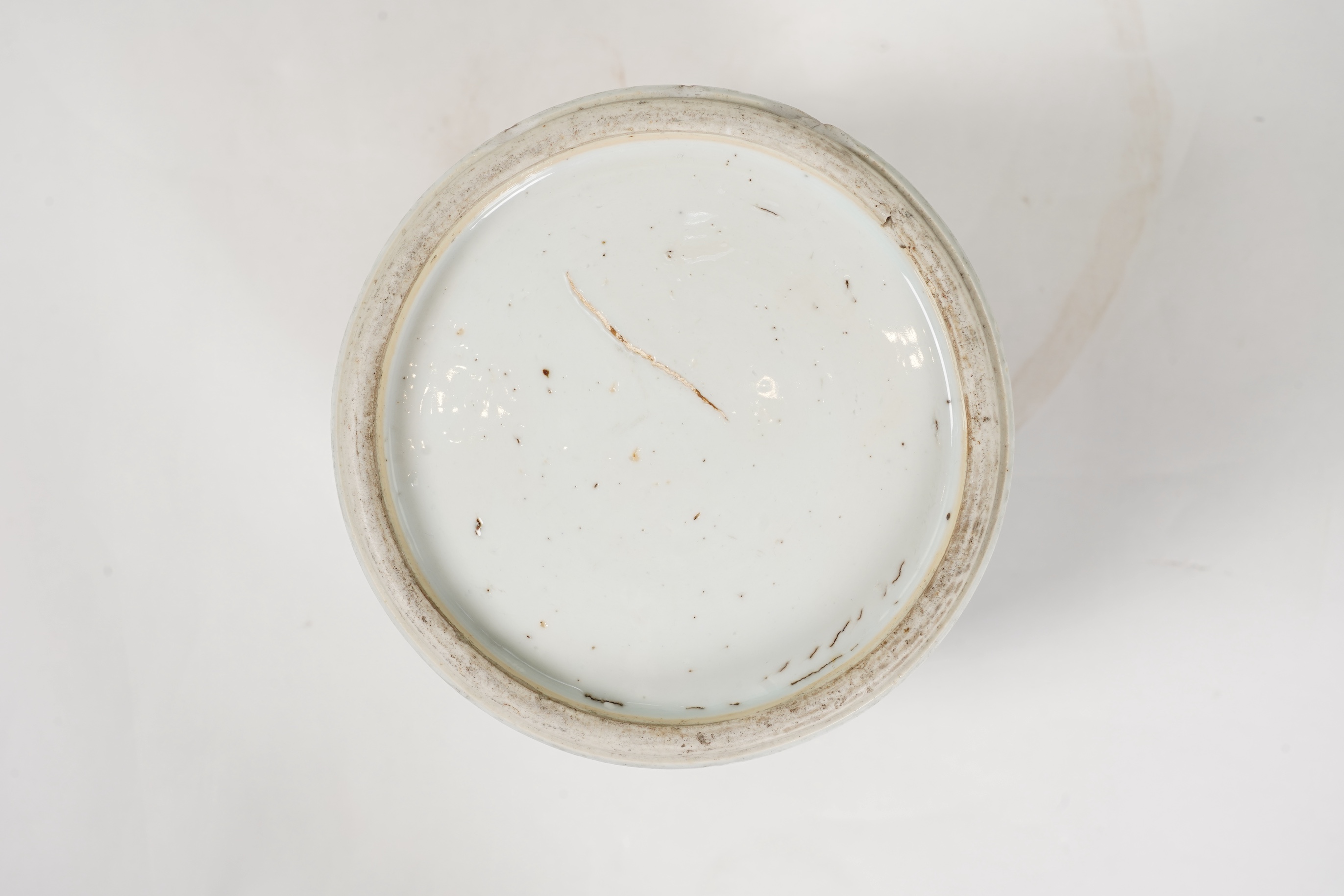 A Chinese blue and white ‘panelled flowers’ baluster vase, Kangxi period (1662-1722)